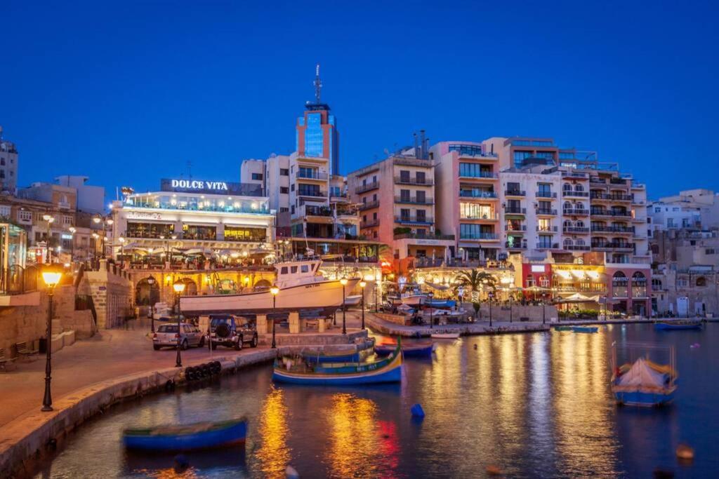 2 Bed Apt In Heart Of St Julians - 5Min From Seafront Saint Julian's Dış mekan fotoğraf